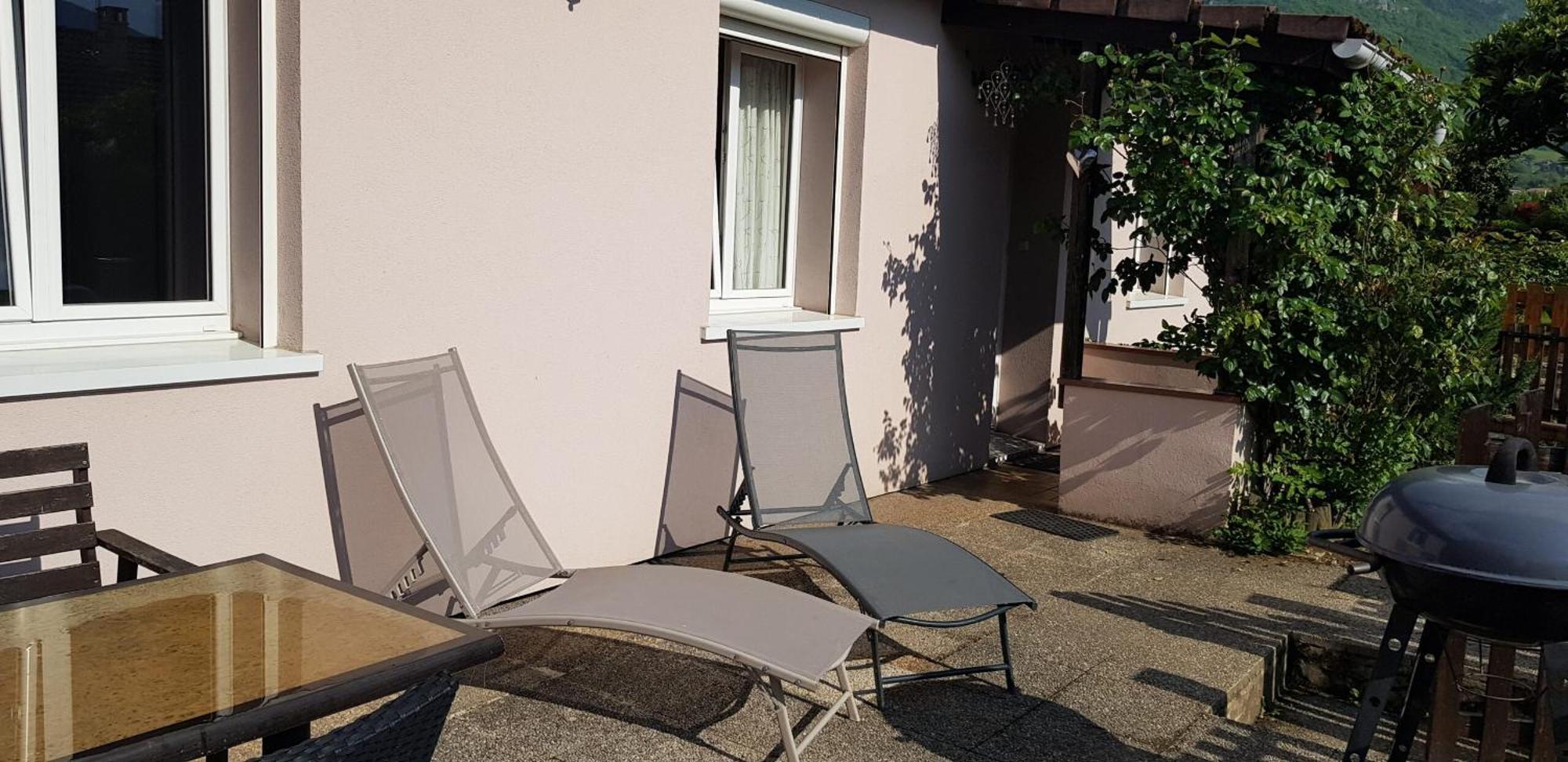 Gite Fabuleux, Jardin, Terrasse, Parking Saint-Vincent-de-Mercuze Exterior foto